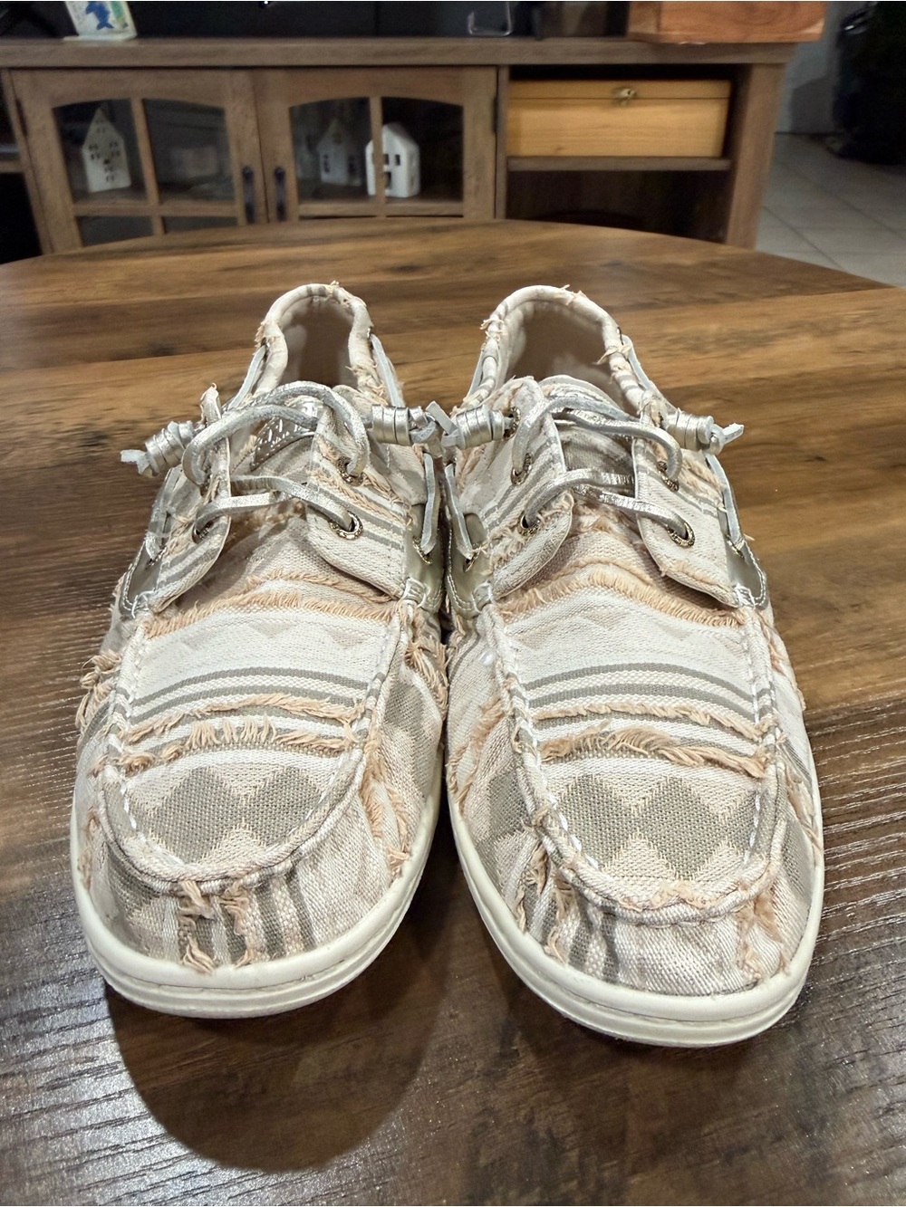 Sperry Kids Boat Sneakers in Beige and Cream Stripe